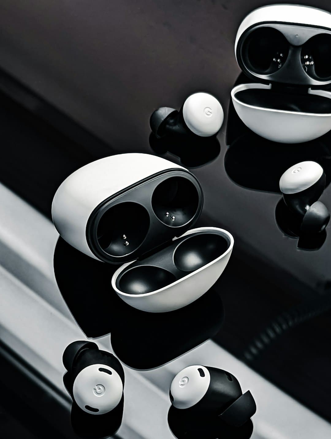 2026 Noise-Cancelling Headphones Tier List - Sony XM6 vs Bose QC Ultra